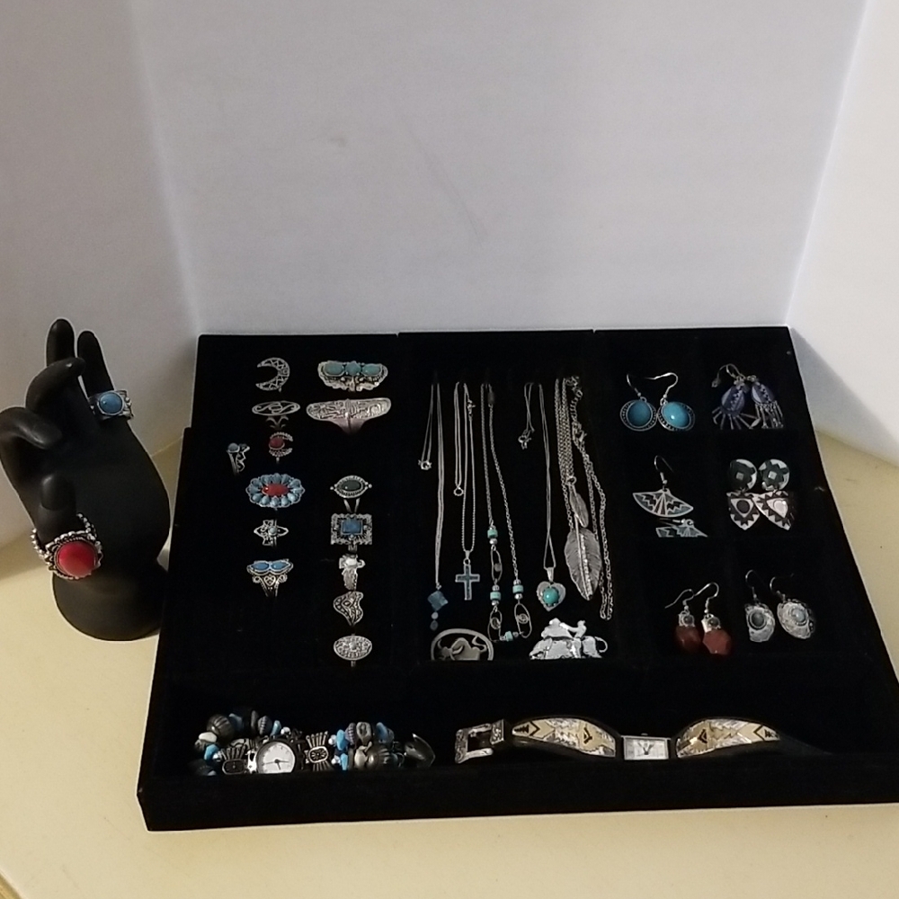 Cowboy Carter? Turquoise Jewelry with Necklaces, Earrings, Rings and Watches.